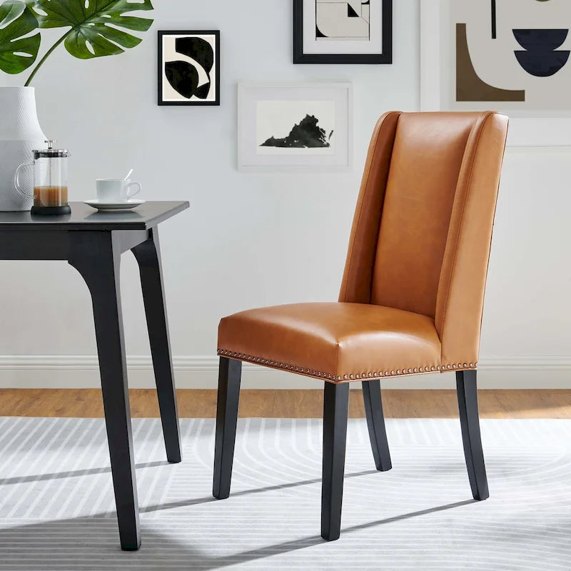 Chaise de salle à manger en cuir vegan avec clous décoratifs – Gris / Fauve, Style classique, Unitaire